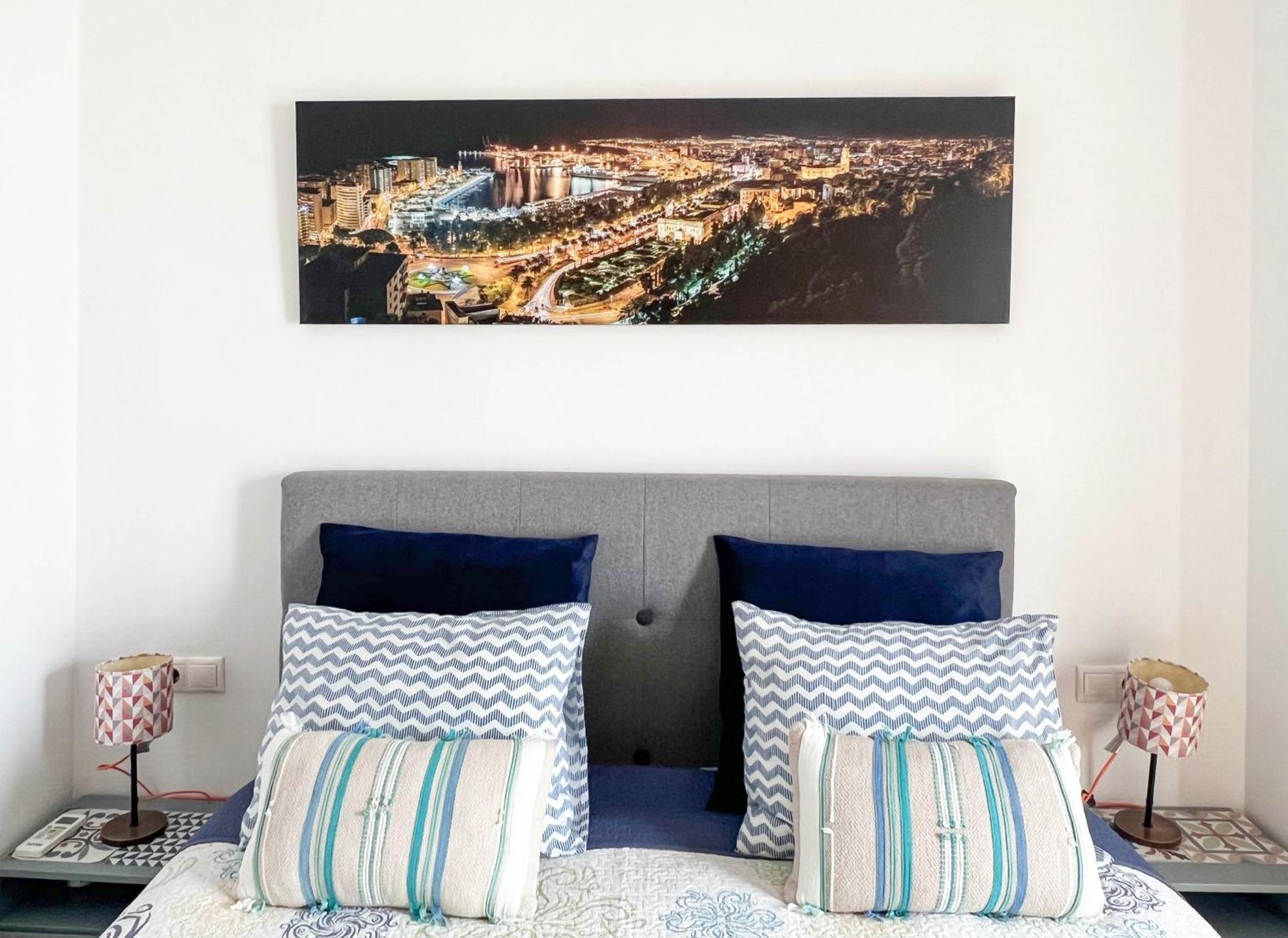 Barcelo 30, Terrace, Center, Garage On Request, Quite Neighborhood, Ba Apartment Malaga Bagian luar foto