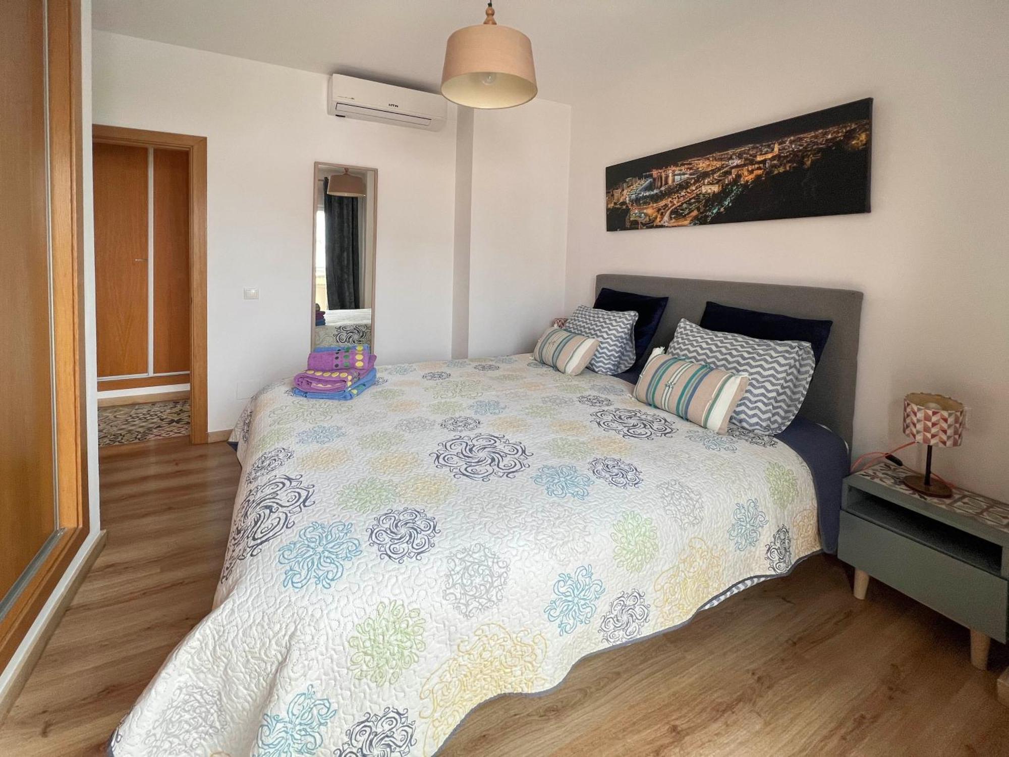 Barcelo 30, Terrace, Center, Garage On Request, Quite Neighborhood, Ba Apartment Malaga Bagian luar foto