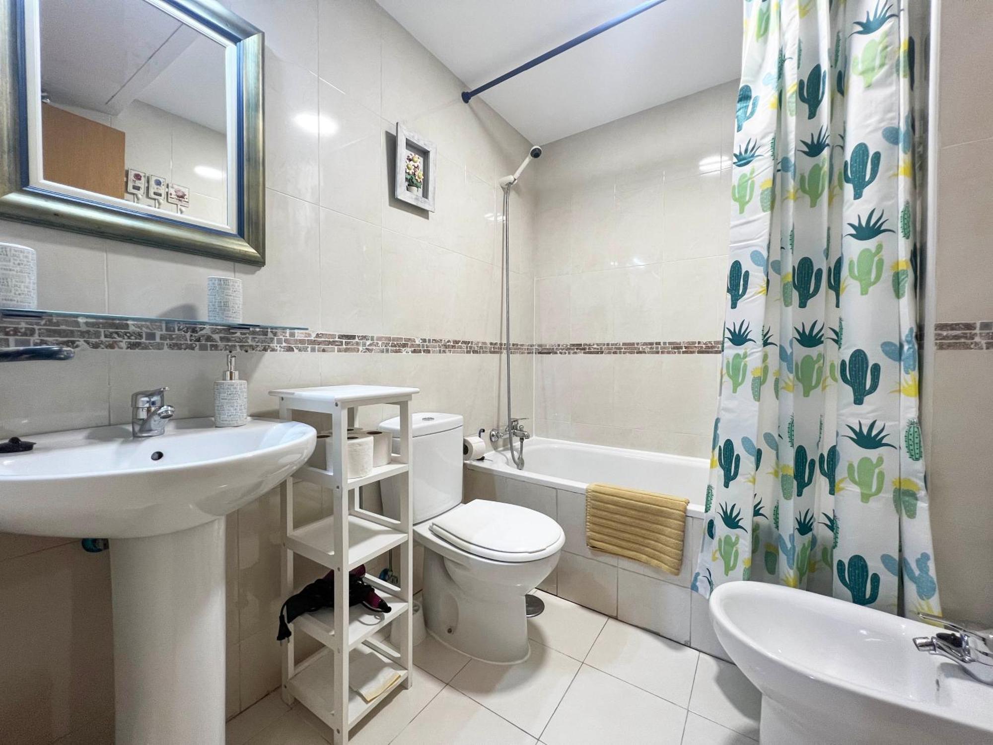 Barcelo 30, Terrace, Center, Garage On Request, Quite Neighborhood, Ba Apartment Malaga Bagian luar foto