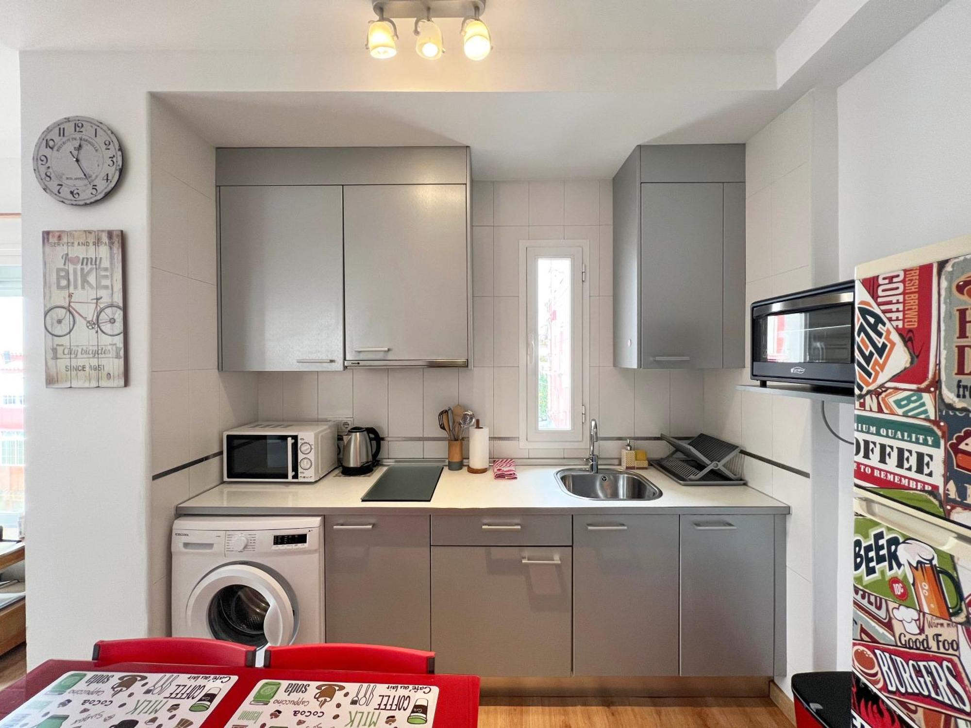 Barcelo 30, Terrace, Center, Garage On Request, Quite Neighborhood, Ba Apartment Malaga Bagian luar foto