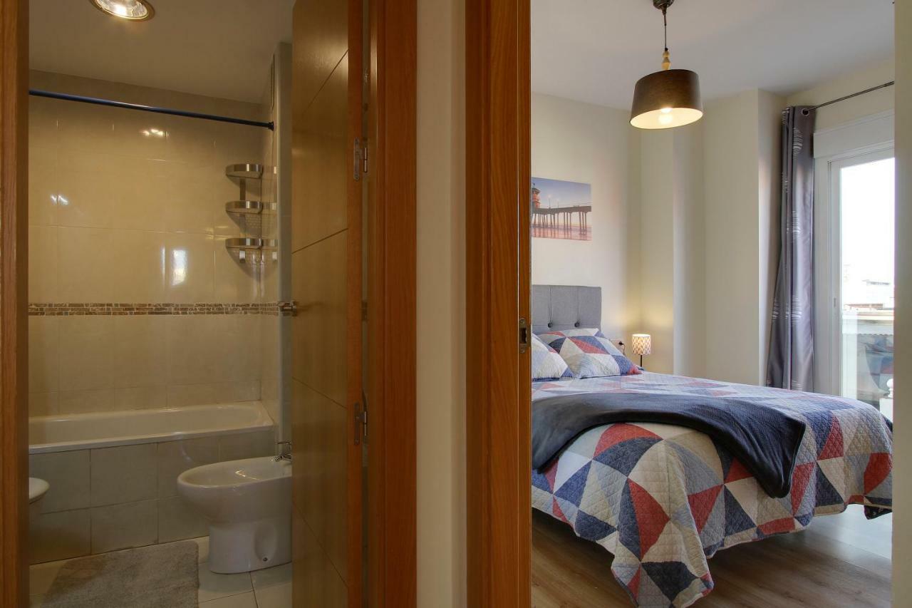 Barcelo 30, Terrace, Center, Garage On Request, Quite Neighborhood, Ba Apartment Malaga Bagian luar foto